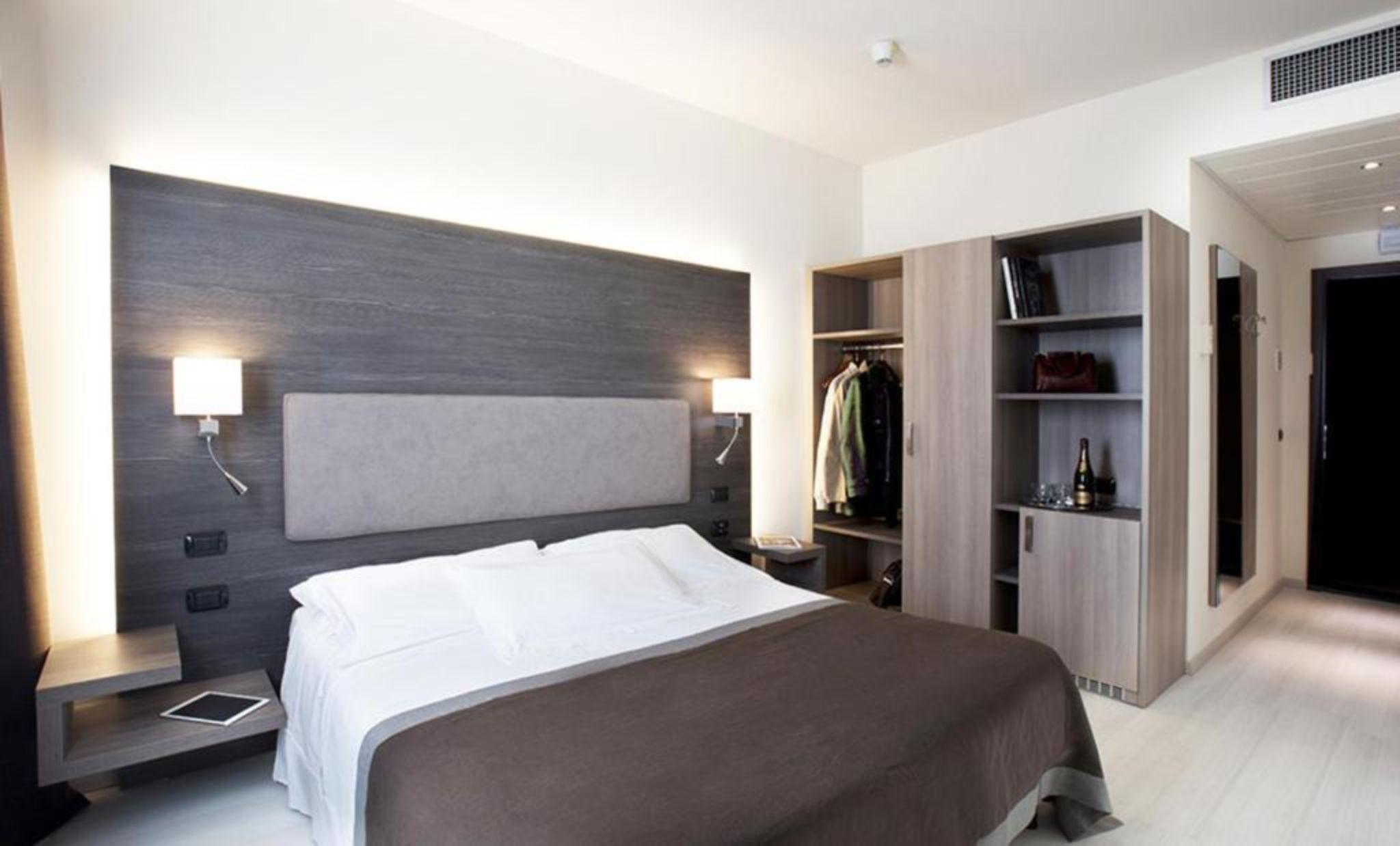Hotel Giardino Arona Zewnętrze zdjęcie