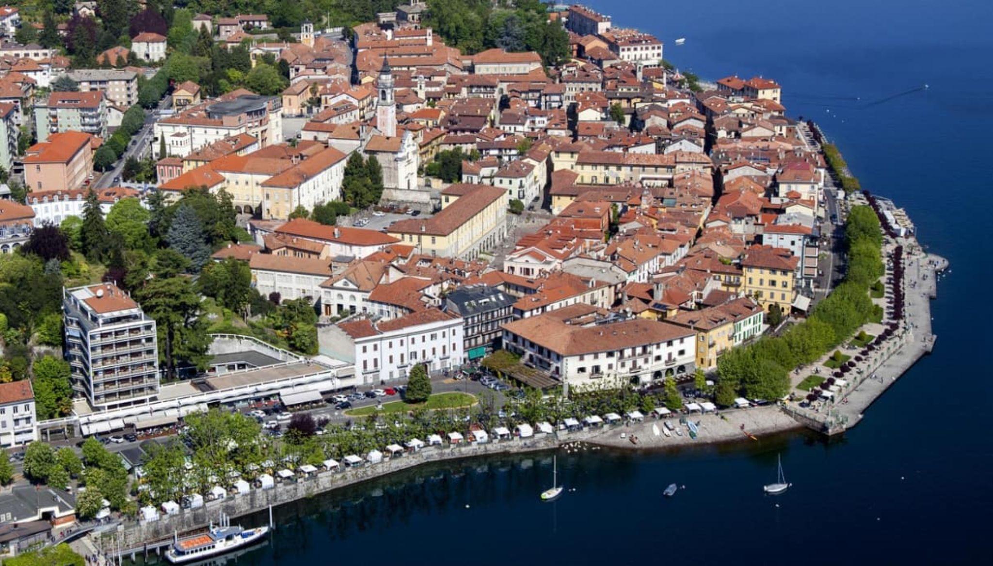Hotel Giardino Arona Zewnętrze zdjęcie