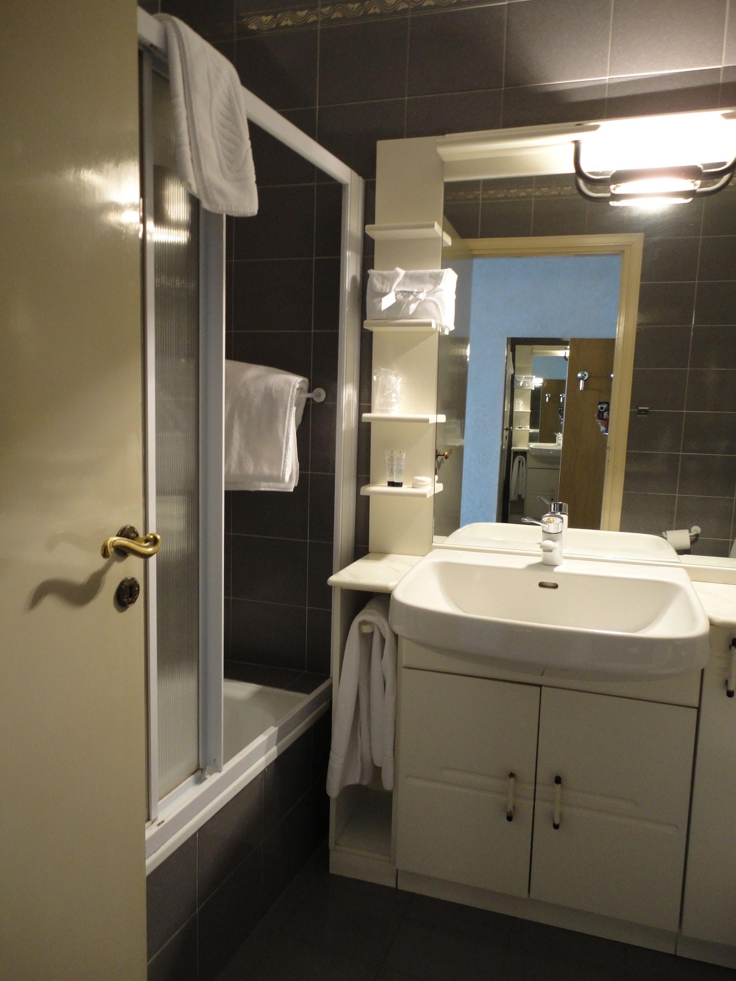 Hotel Giardino Arona Zewnętrze zdjęcie