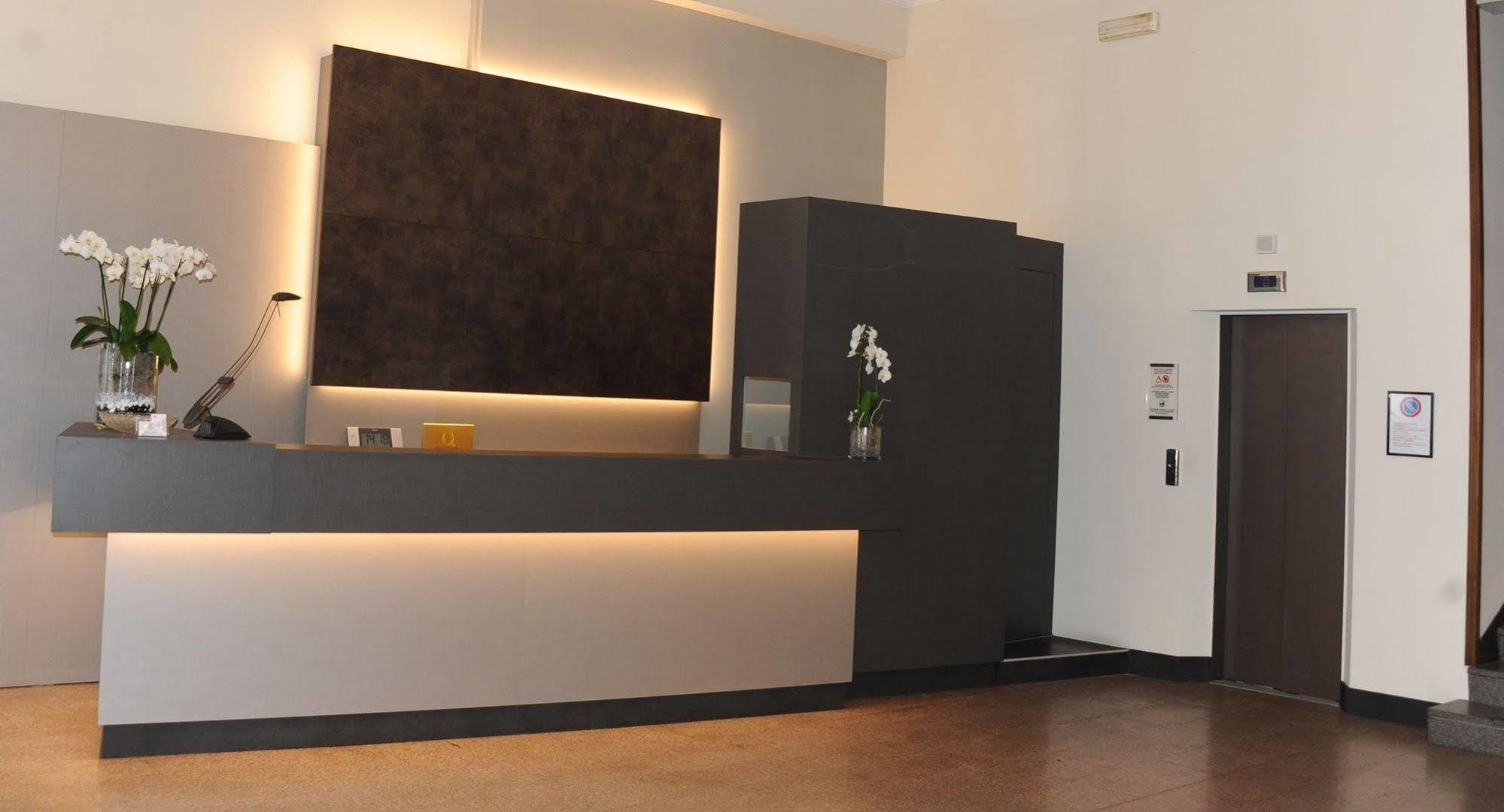 Hotel Giardino Arona Zewnętrze zdjęcie